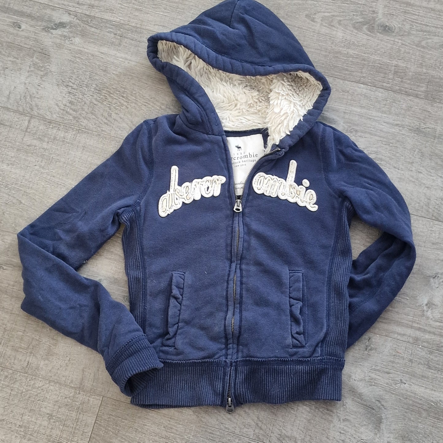 8100938 Abercrombie Kids Hoodie M