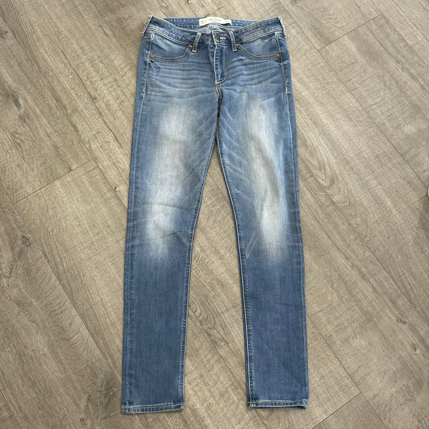 8040625 Abercrombie & Fitch Jeans 28R