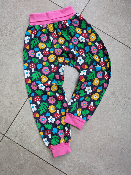 6381108 BNWT Frugi Trousers 4-5yrs
