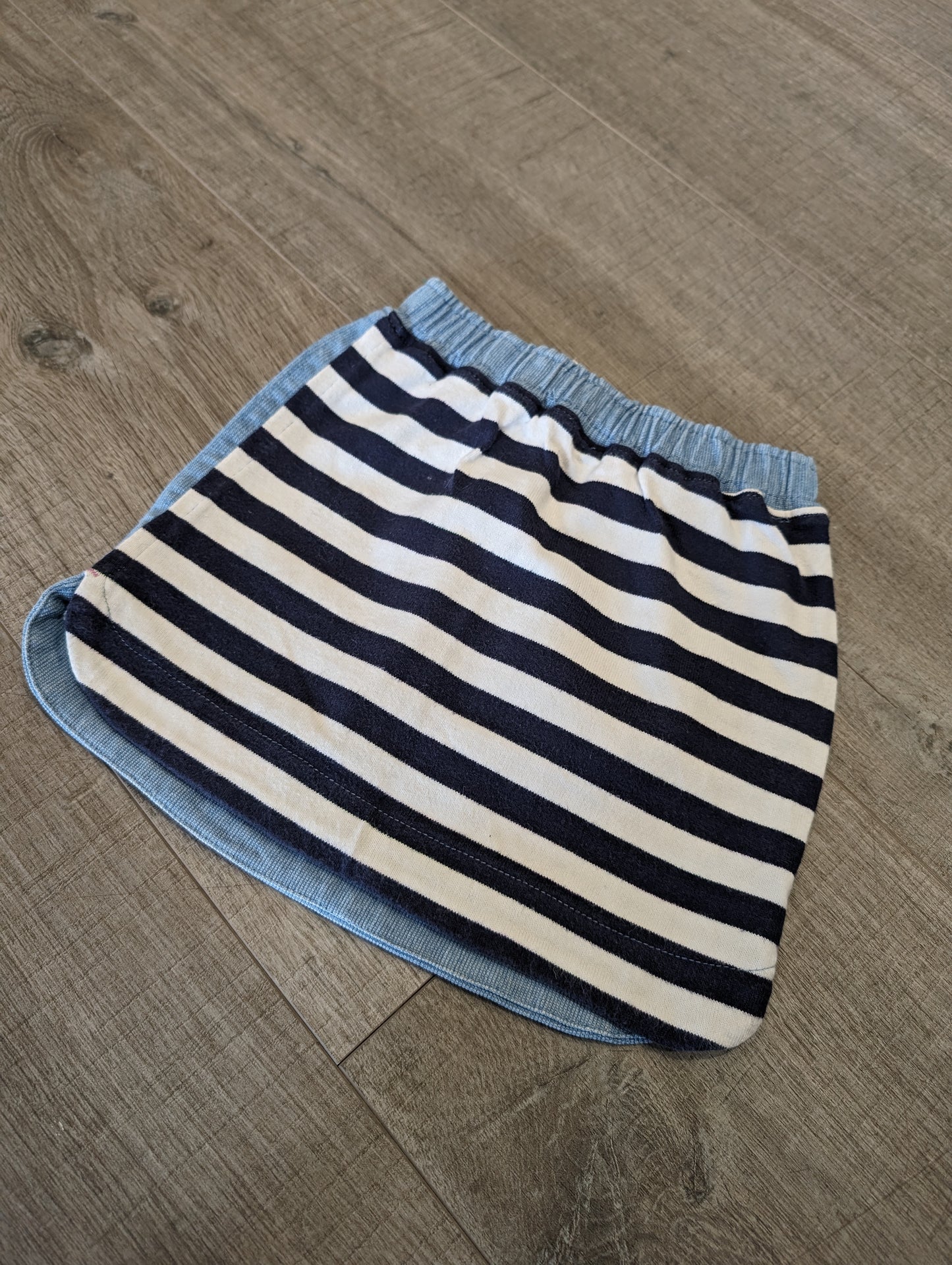 3920332 Joules Skirt 4yrs