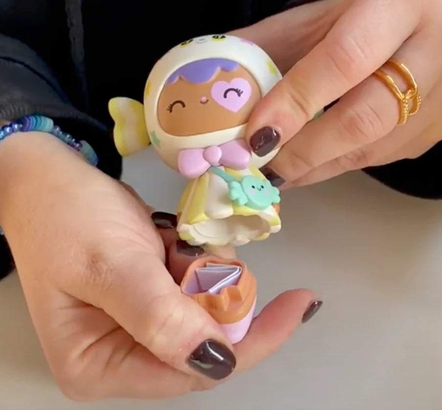 Momiji Candy Button Wishing Doll 8cm