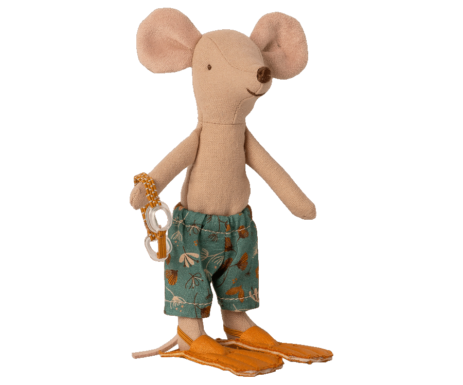 Maileg Beach Mice, Big Brother in Cabin de Plage