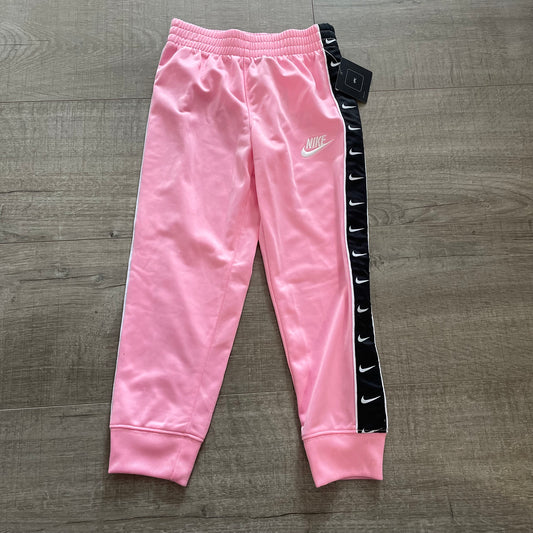 3920910 Nike Joggers 4-5yrs