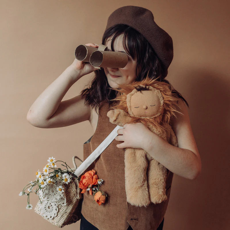 Olli Ella Cozy Dinkums- Lion Pip- Caramel